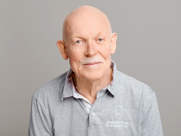 Dr. Axel Helmich, Dr. Axel Helmich